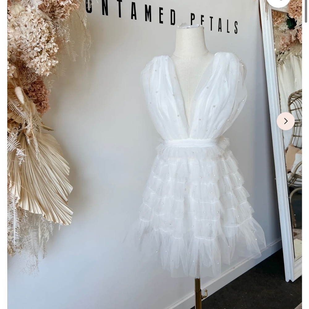 Untamed Petals, Baroness Mini, ivory, Size Small